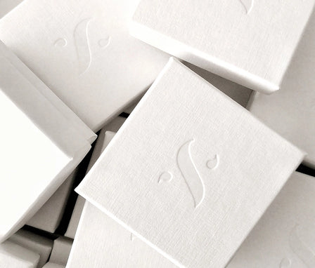 luxe verpakking gedenksieraden, persoonlijk ingepakt