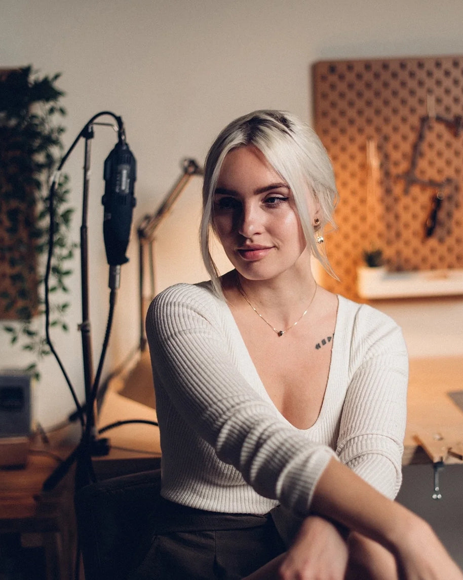 gedenksieraden op maat, boek een persoonlijk consult voor een handgemaakt assieraad